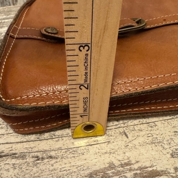 Patricia Nash Leather Crossbody Bag - Picture 8 of 10